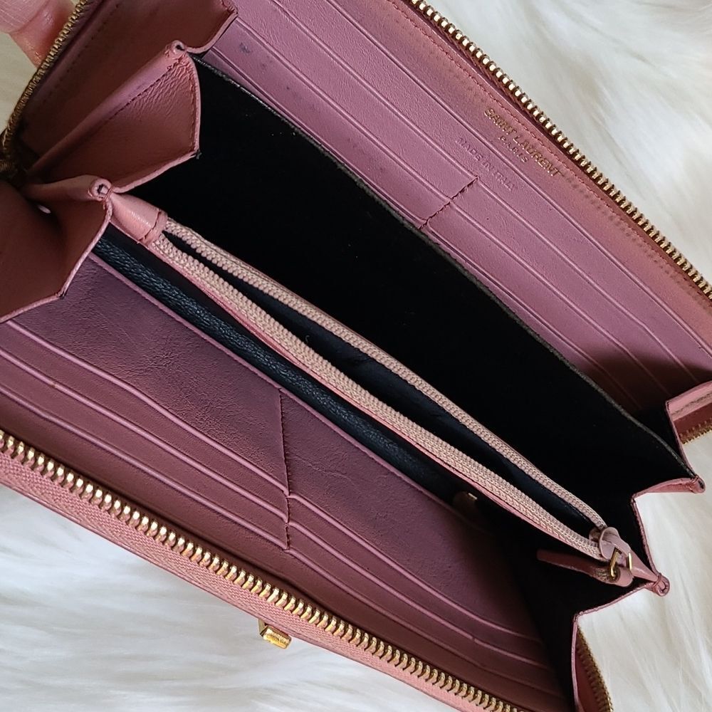 💯 Authentic YSL Wallet 🍀 - Picture 5 of 12